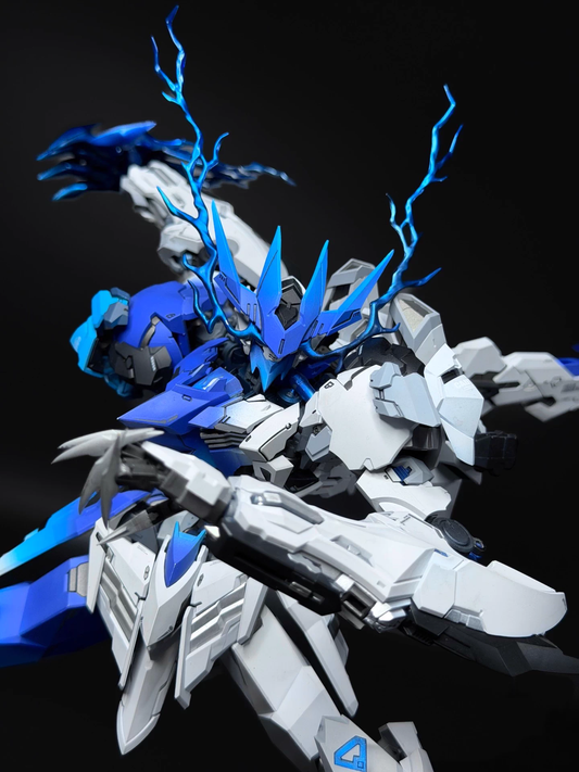 [Color customization] WOLF TECH/LUNAVOR 1/100 MG detail up Barbatos Lupus Rex king (Glacier Blue Color Scheme) model kit
