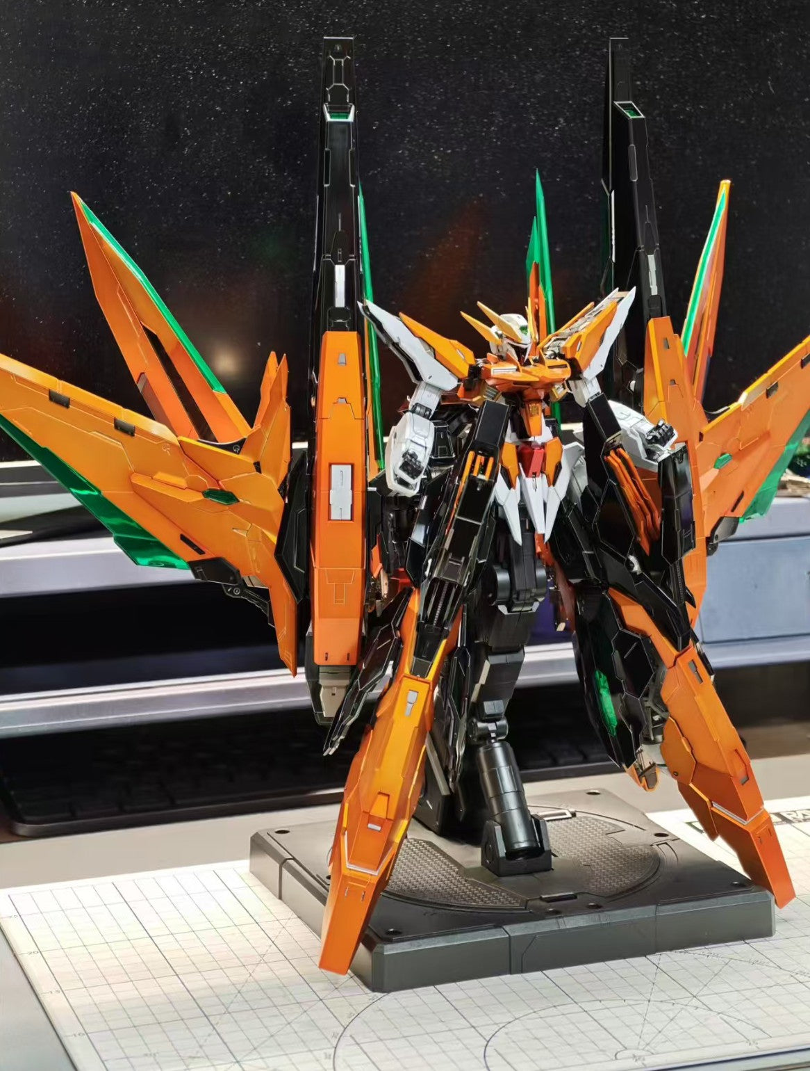 [Color customization] Frame Series TC-004 Star Abyss (Electroplated Orange color scheme) 1/100 Scale Model Kit