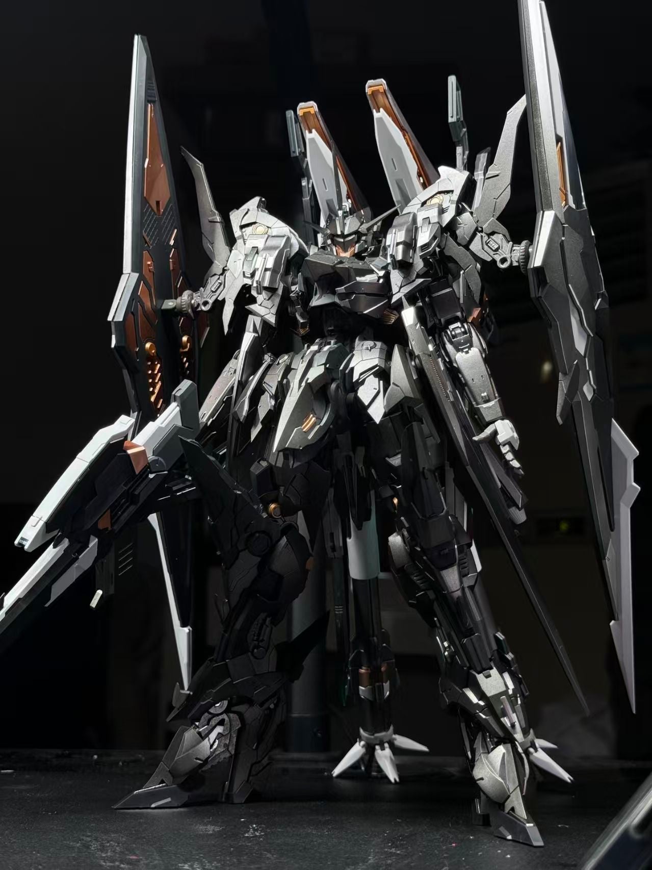 [Color customization]Solaridian 1/72 Scale（Dark Gray color scheme）Model Kit