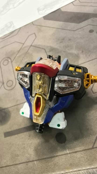 [Clear parts]MGEX 1/100 Strike Freedom Gundam (Clear outer armor parts for the chest section)