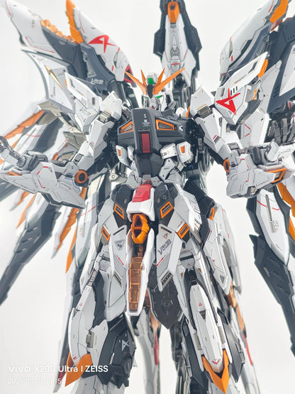 [Color customization] Einta Industries 1/72 Sky Defender(V gundam color scheme)Model Kit