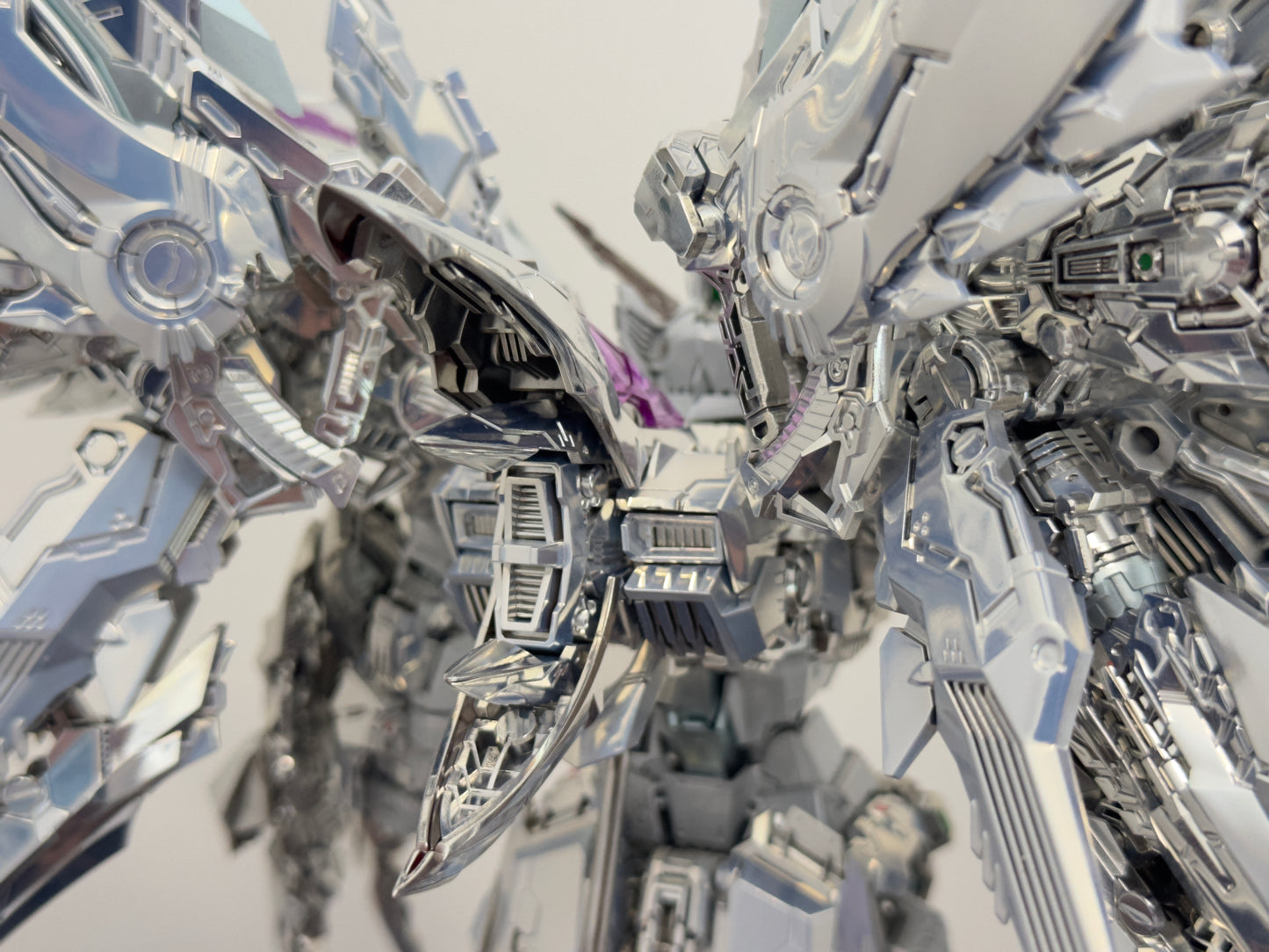 [Custom Electroplating] Infinite Dimension RT-002 Nemesis (Twilight electroplated color scheme) Model Kit